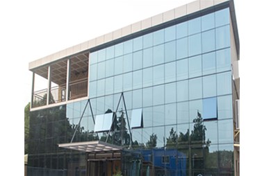 集裝箱做的辦公樓，辦公環(huán)境美美的！